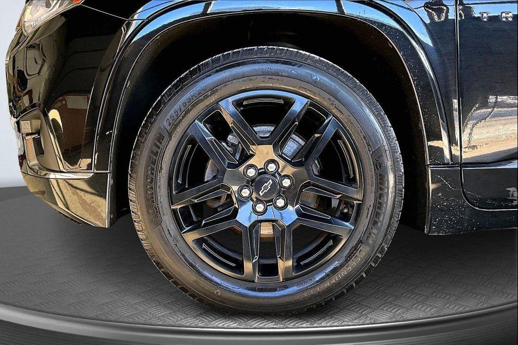 used 2019 Chevrolet Traverse car, priced at $21,499