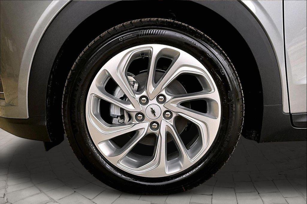new 2027 Chevrolet Bolt car, priced at $26,995