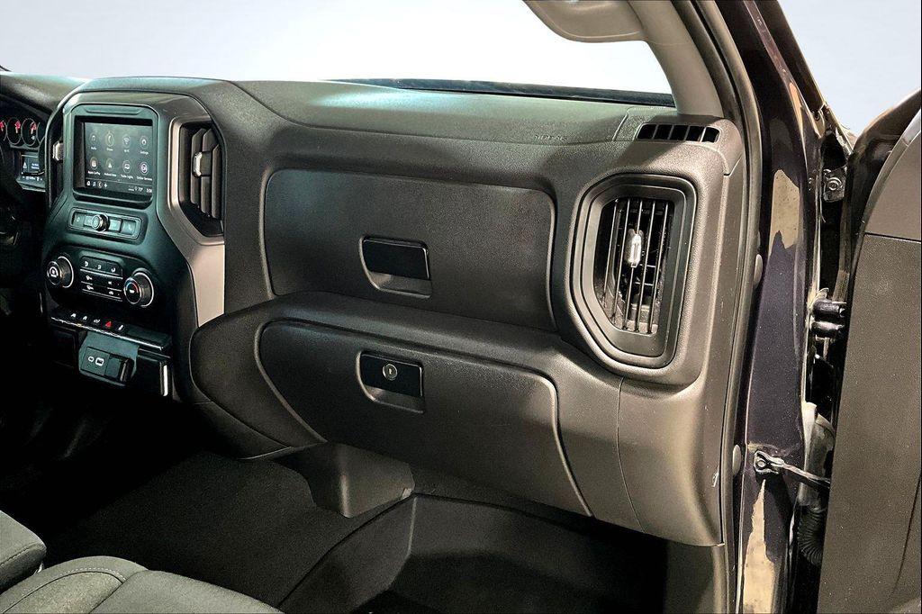 used 2022 Chevrolet Silverado 1500 car, priced at $30,895