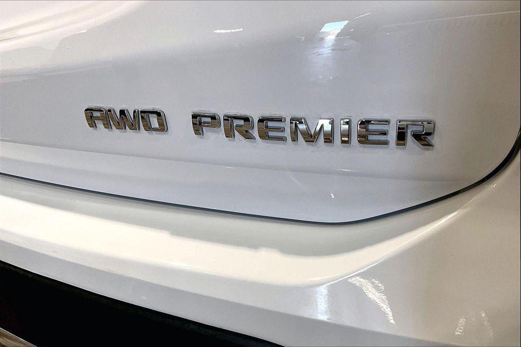 used 2024 Chevrolet Equinox car, priced at $27,127