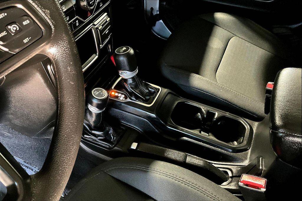 used 2022 Jeep Wrangler Unlimited car, priced at $26,877