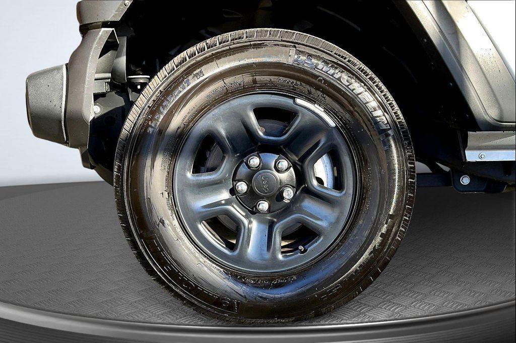 used 2022 Jeep Wrangler Unlimited car, priced at $26,877