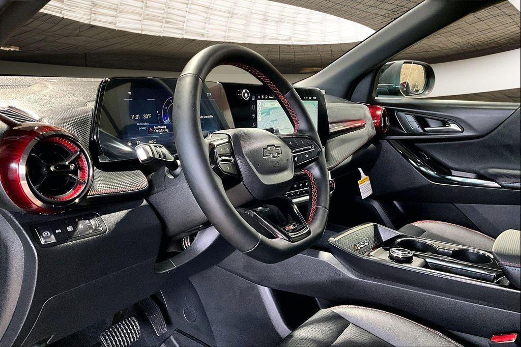 new 2026 Chevrolet Equinox car, priced at $39,355