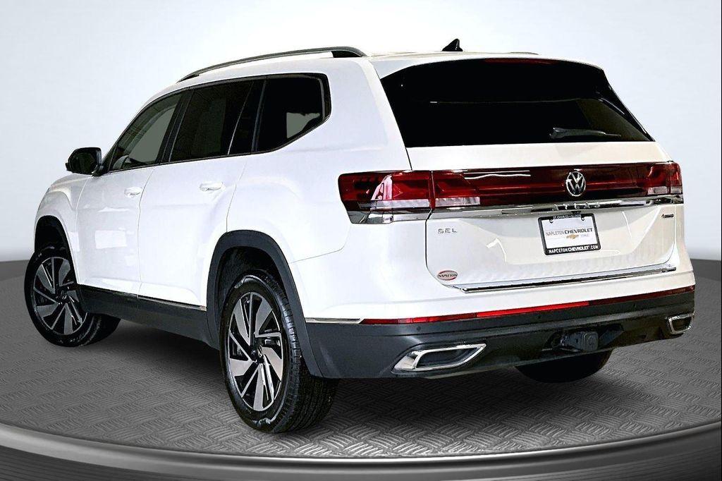 used 2024 Volkswagen Atlas car, priced at $37,995