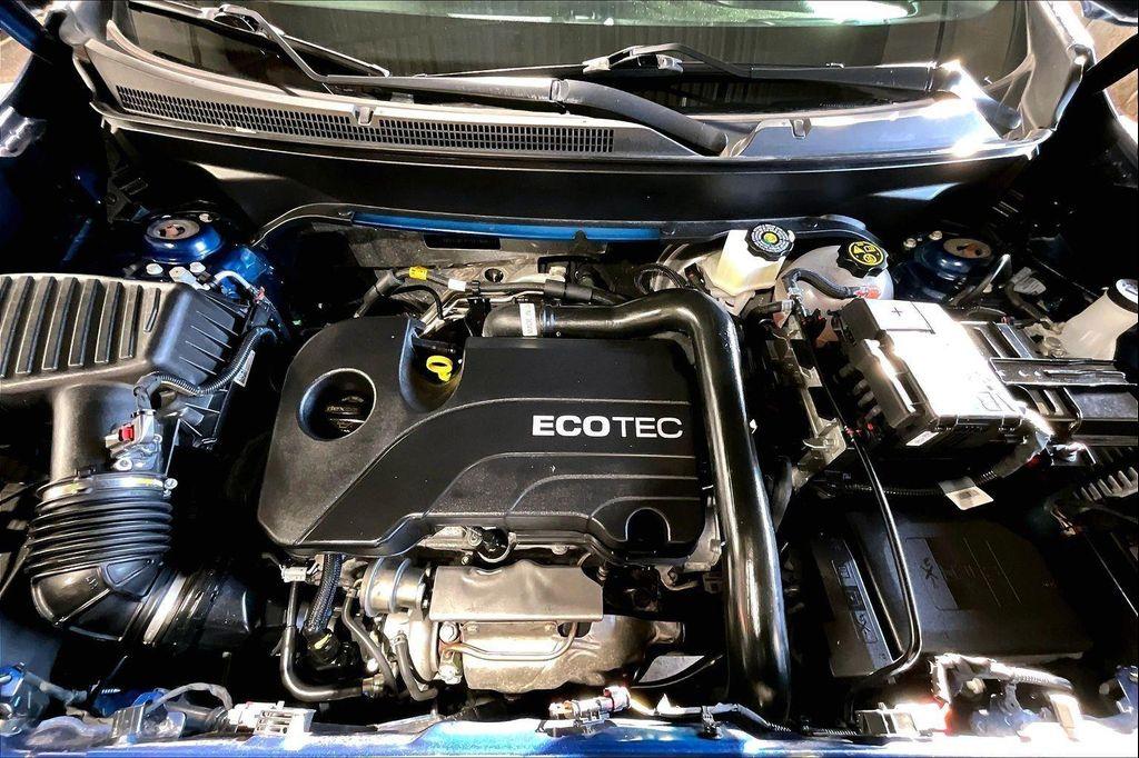 used 2022 Chevrolet Equinox car, priced at $22,568