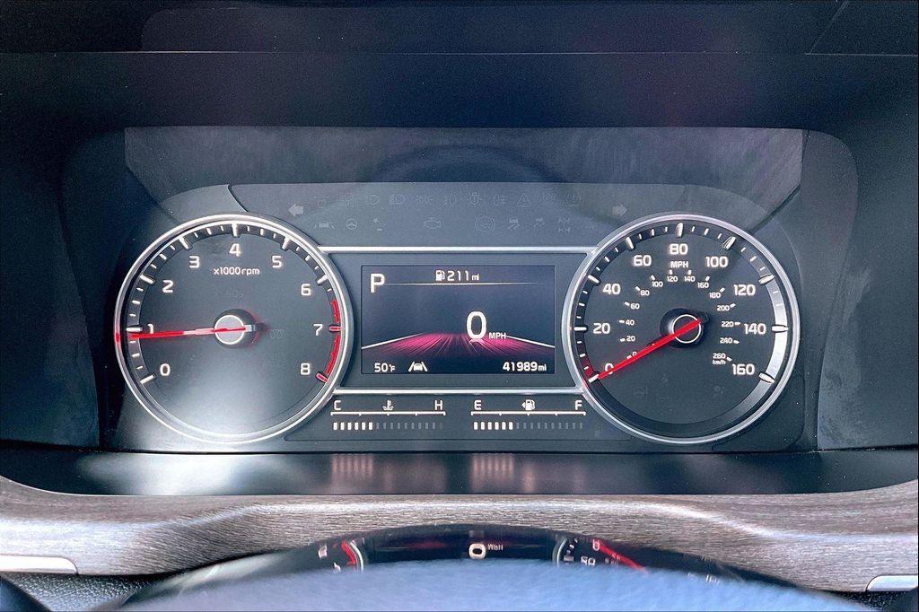 used 2023 Kia Sorento car, priced at $28,995