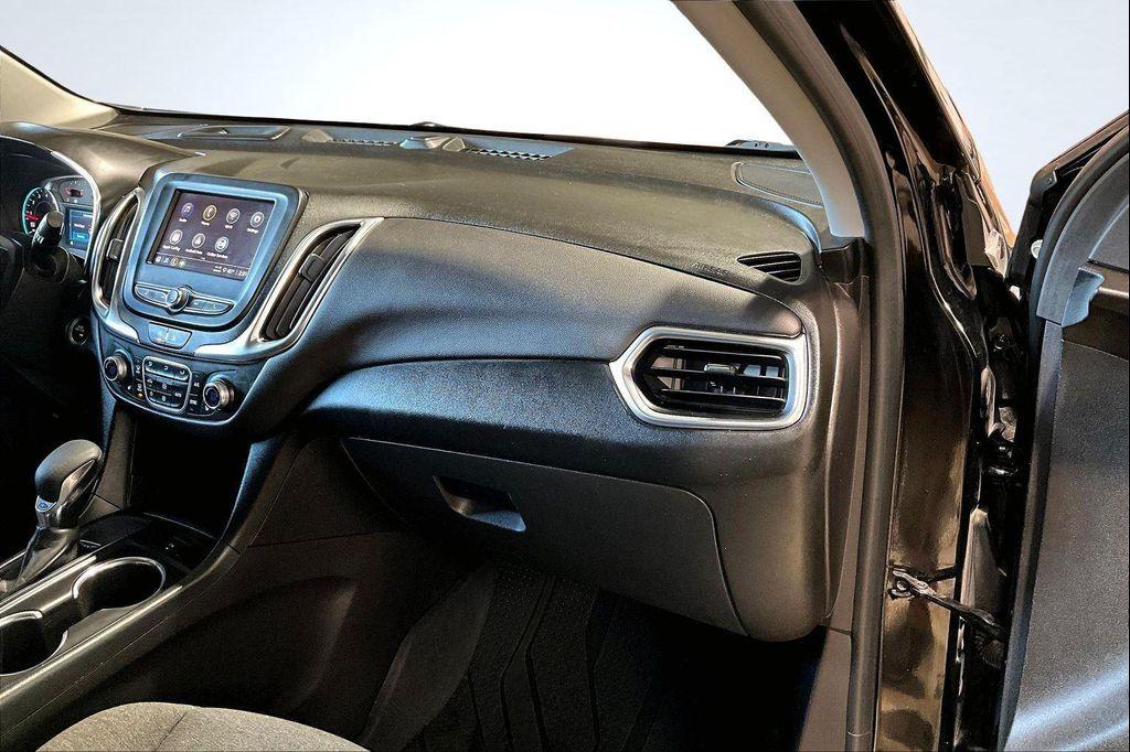 used 2024 Chevrolet Equinox car, priced at $23,317