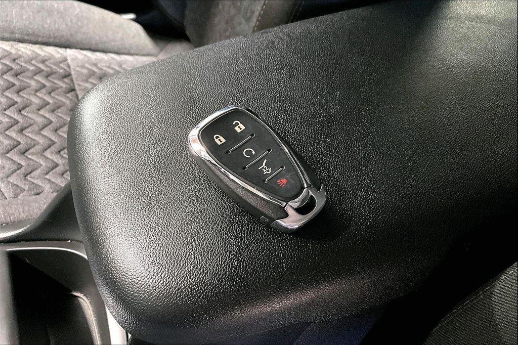 used 2024 Chevrolet Equinox car, priced at $23,317