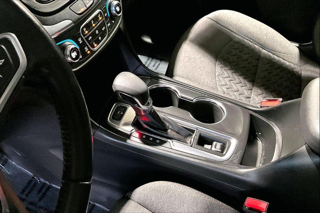 used 2022 Chevrolet Equinox car, priced at $18,548