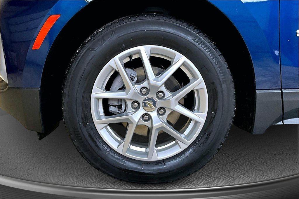 used 2022 Chevrolet Equinox car, priced at $18,548