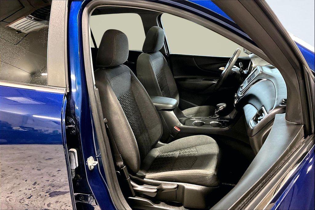 used 2022 Chevrolet Equinox car, priced at $18,548