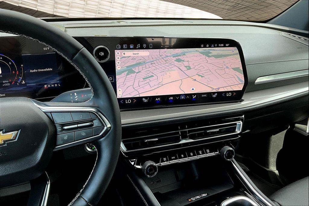 new 2026 Chevrolet Traverse car, priced at $44,470