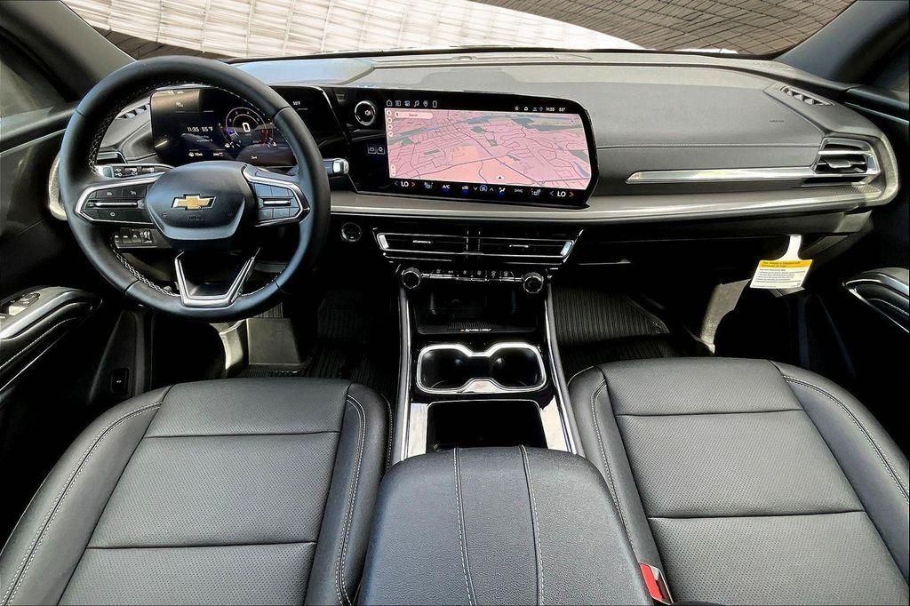 new 2026 Chevrolet Traverse car, priced at $44,470