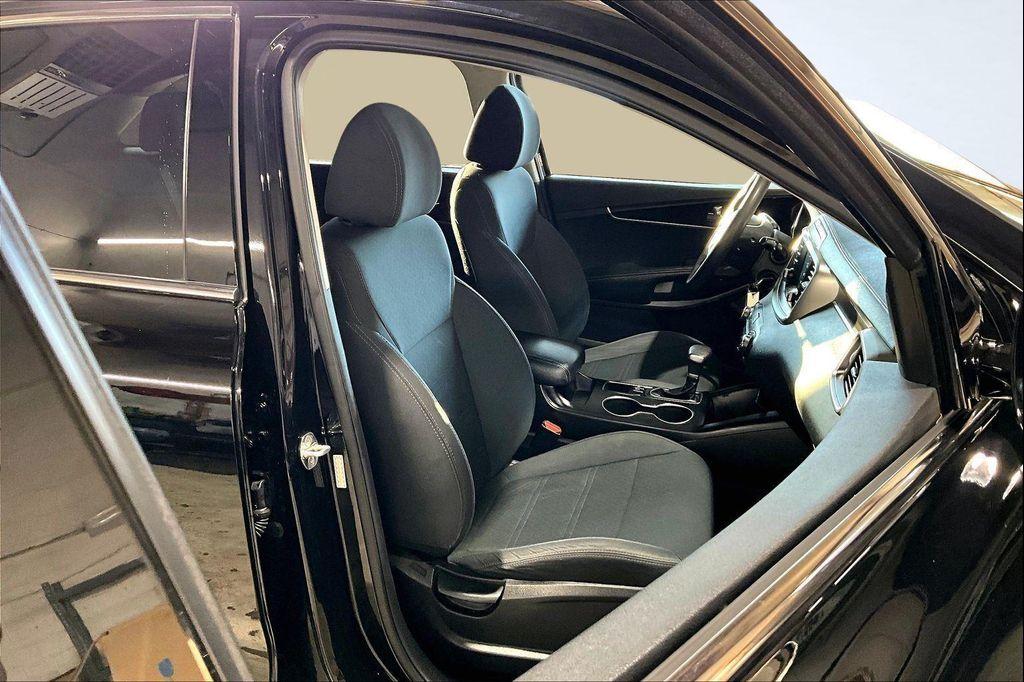 used 2020 Kia Sorento car, priced at $15,457