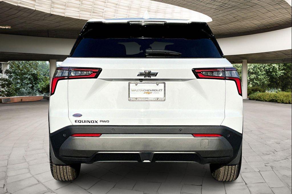 new 2026 Chevrolet Equinox car, priced at $32,049