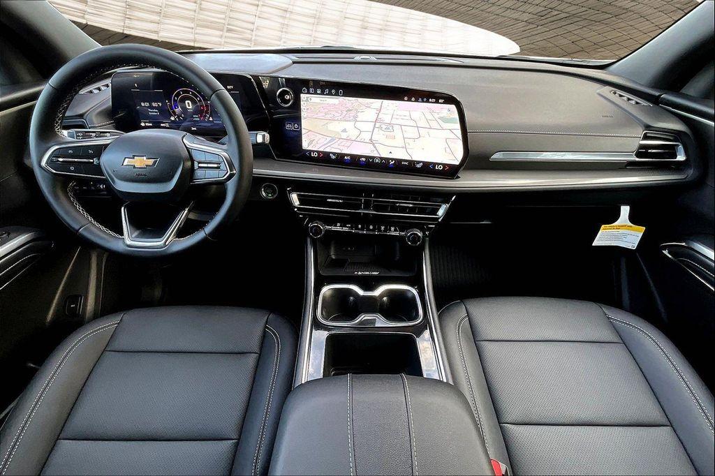 new 2026 Chevrolet Traverse car, priced at $42,970