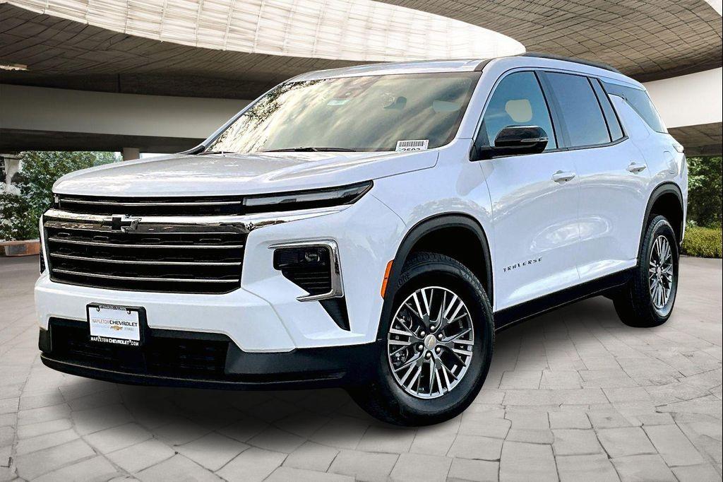 new 2026 Chevrolet Traverse car, priced at $42,970