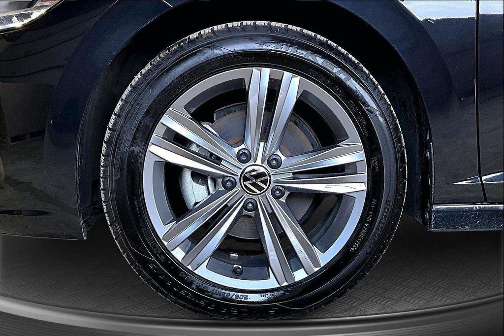 used 2024 Volkswagen Jetta car, priced at $18,877