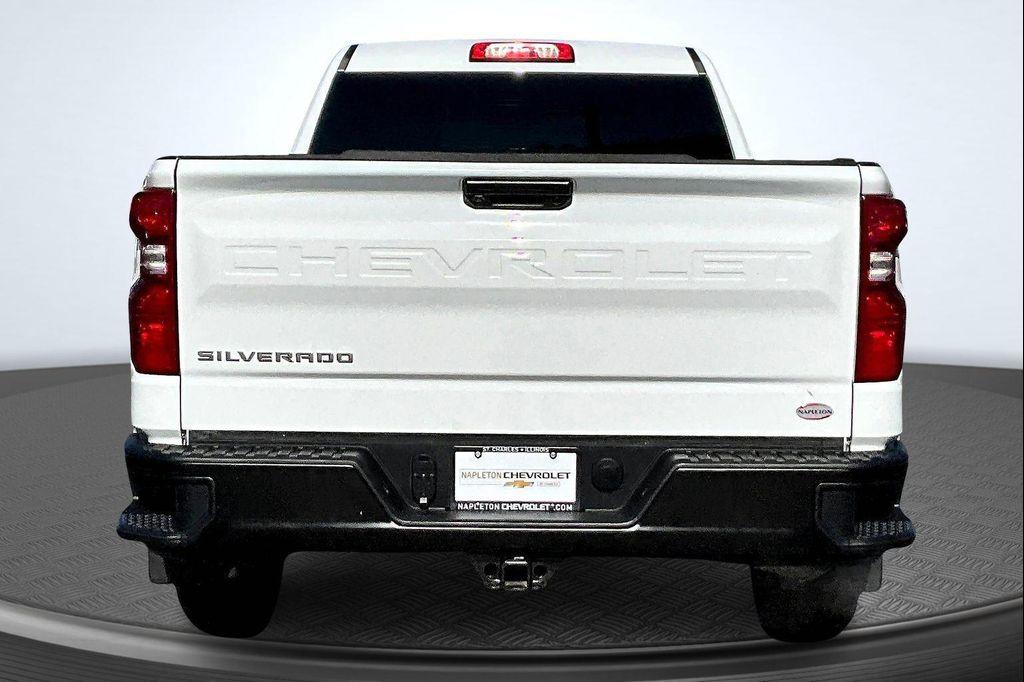 used 2024 Chevrolet Silverado 1500 car, priced at $30,977