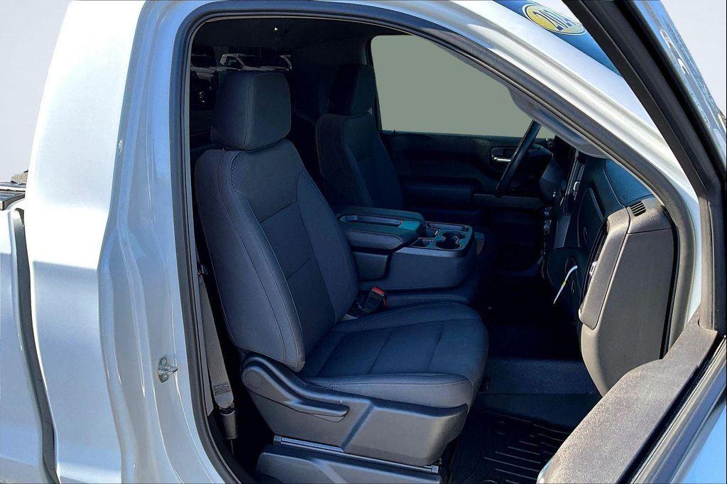 used 2024 Chevrolet Silverado 1500 car, priced at $30,977