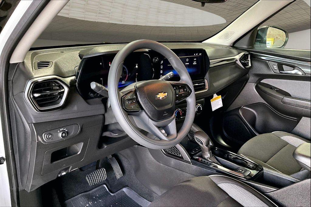 new 2026 Chevrolet TrailBlazer car, priced at $24,825