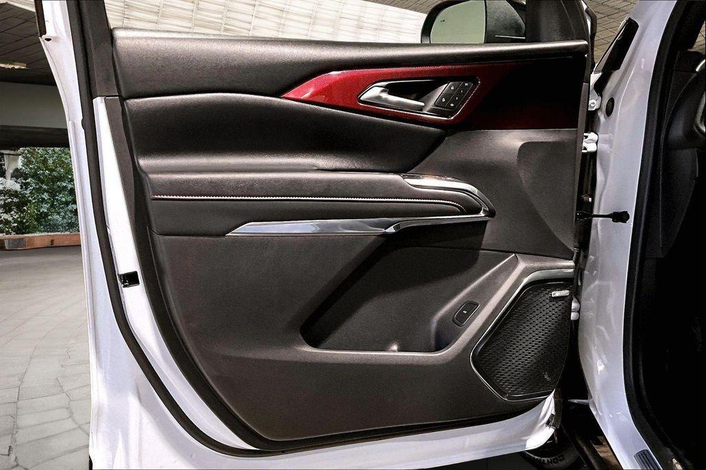 new 2026 Chevrolet Traverse car, priced at $59,081