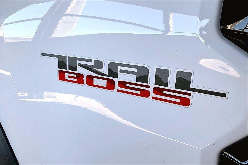 used 2024 Chevrolet Colorado car, priced at $33,777