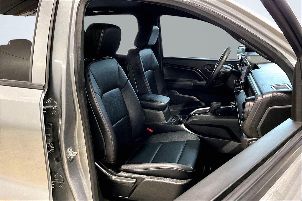 used 2024 Chevrolet Colorado car, priced at $34,217