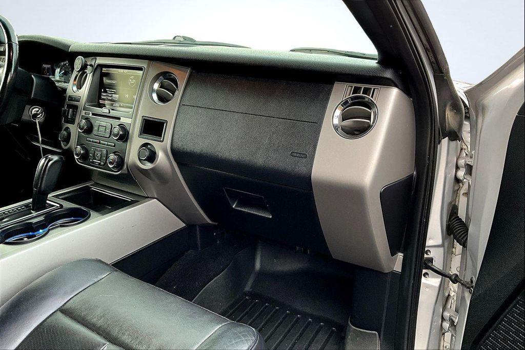 used 2015 Ford Expedition car, priced at $9,995
