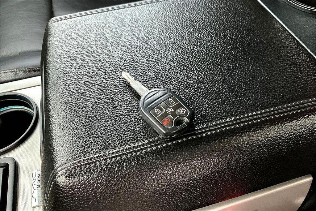 used 2015 Ford Expedition car, priced at $9,995