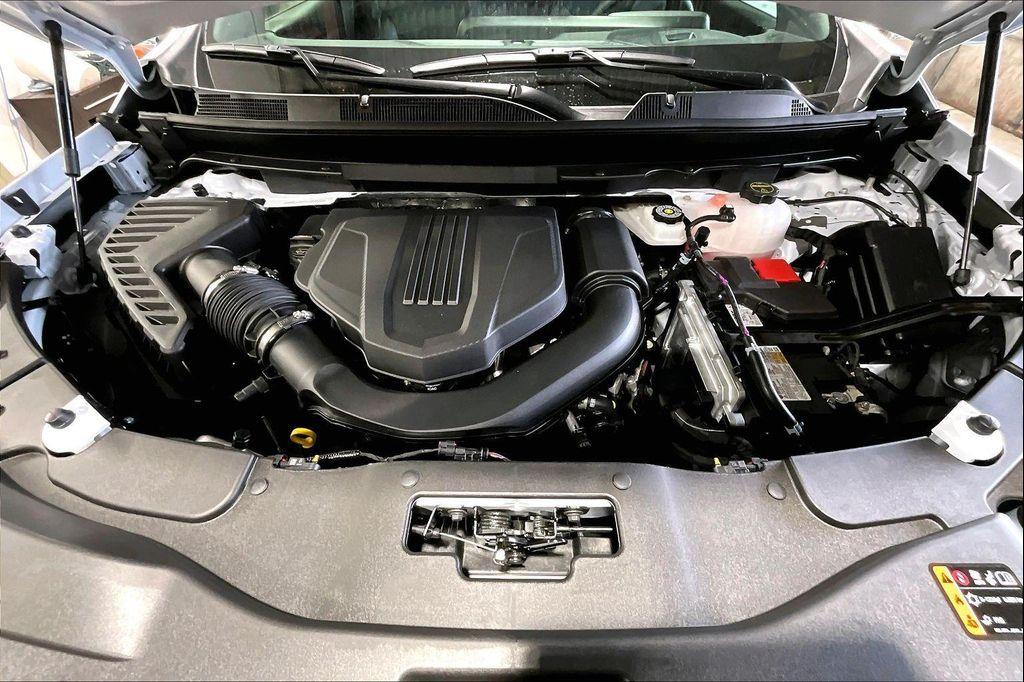 new 2026 Chevrolet Traverse car, priced at $51,069