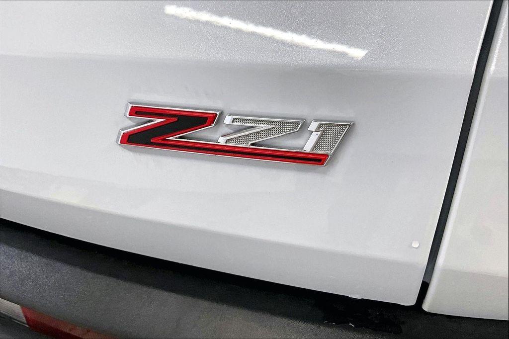 new 2026 Chevrolet Traverse car, priced at $51,069