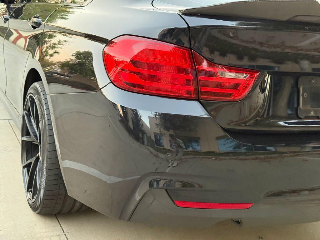 BMW 4 Series view 11