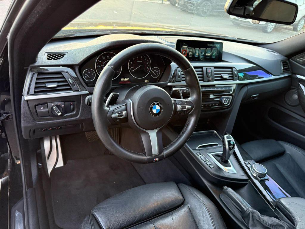 BMW 4 Series view 32
