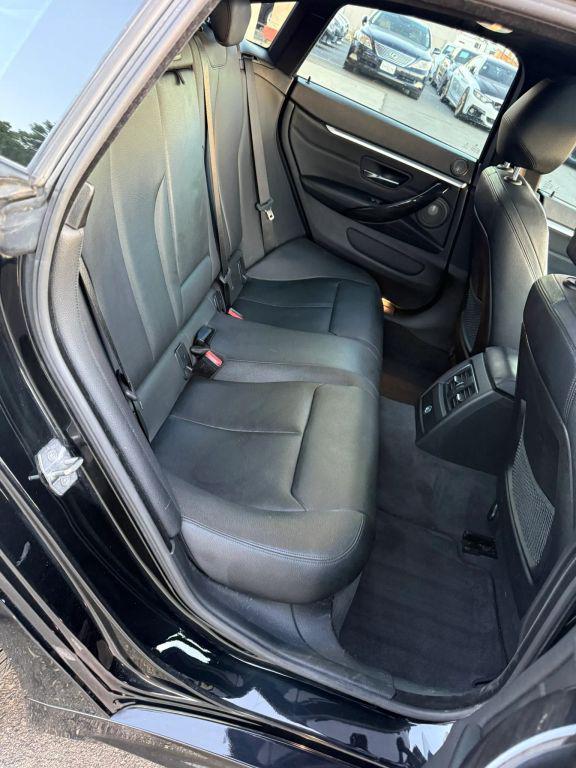 BMW 4 Series view 19