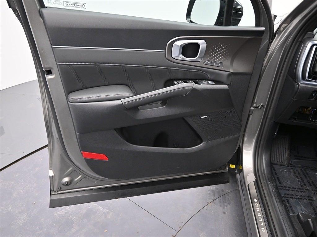 new 2026 Kia Sorento Hybrid car, priced at $44,943