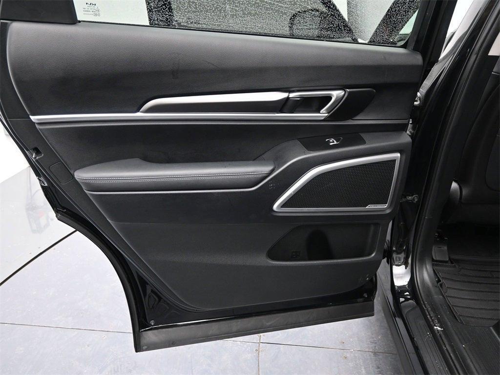 used 2023 Kia Telluride car, priced at $28,083