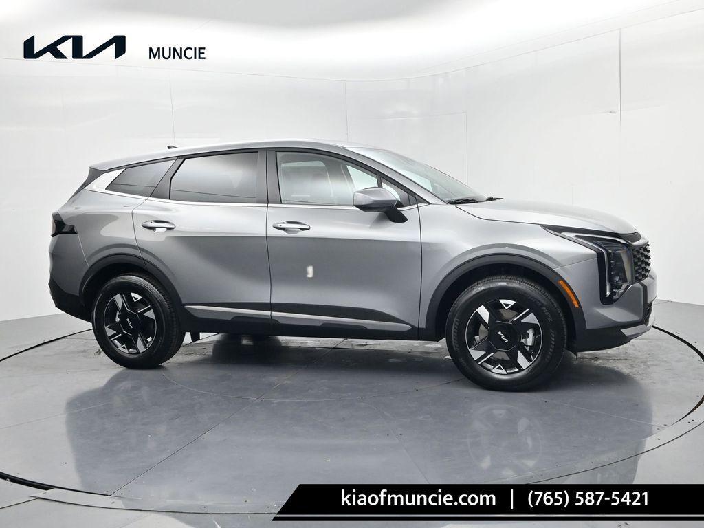 new 2026 Kia Sportage car, priced at $30,552