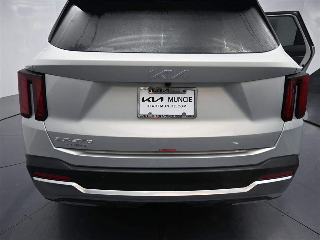 new 2026 Kia Sorento car, priced at $34,015