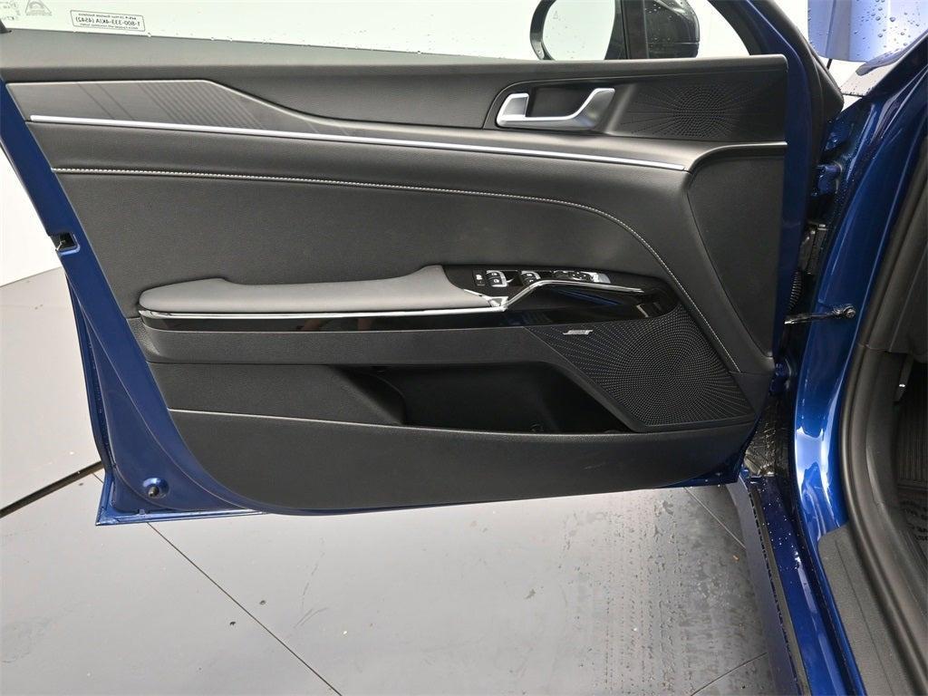 new 2026 Kia K5 car, priced at $30,087