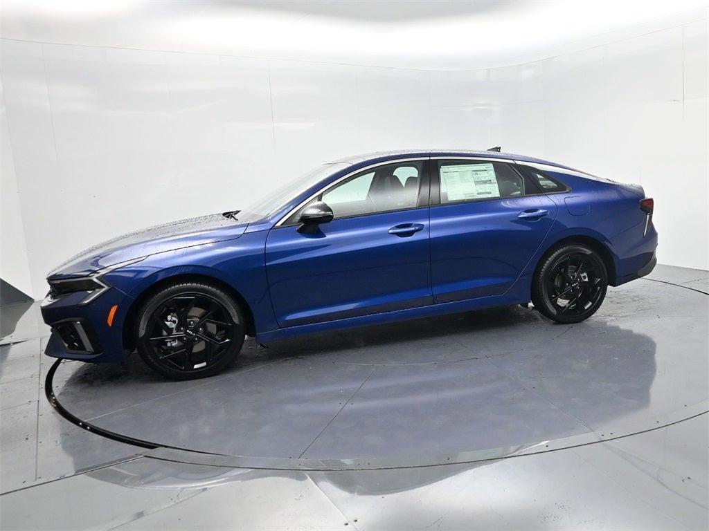 new 2026 Kia K5 car, priced at $30,087