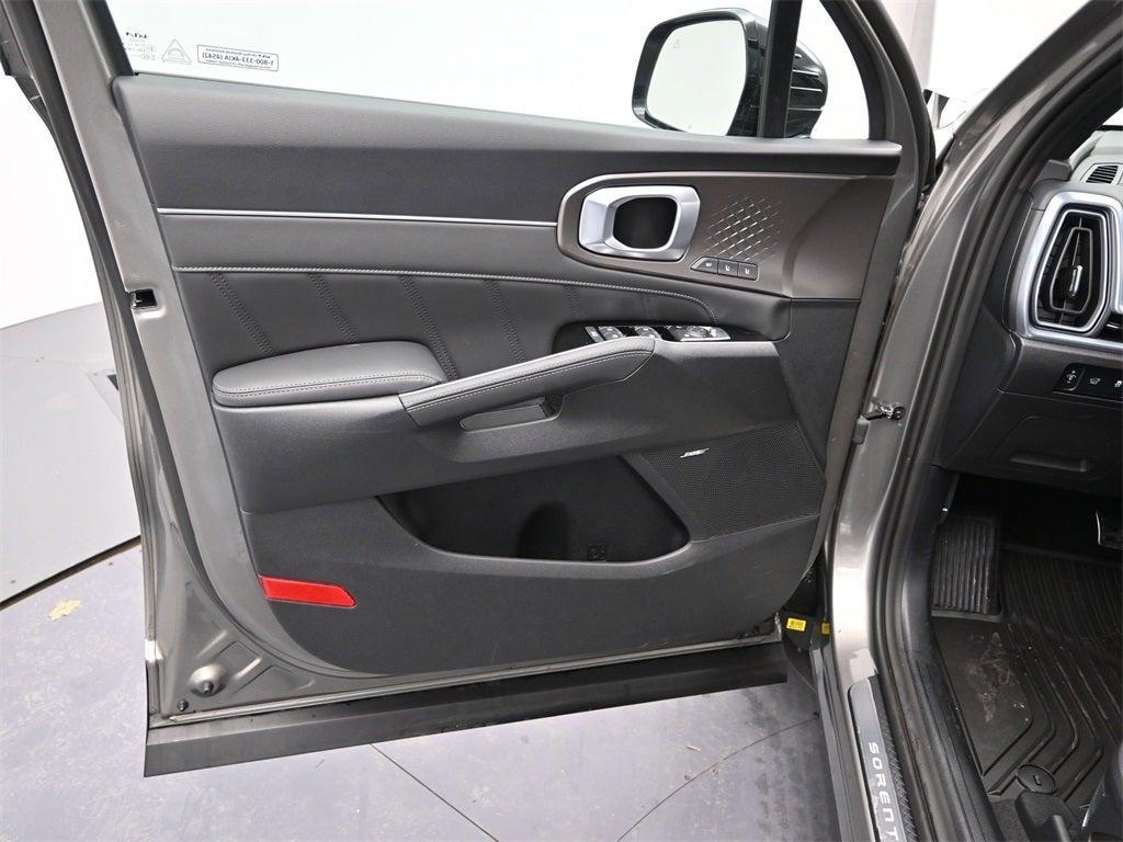 new 2026 Kia Sorento Hybrid car, priced at $44,943