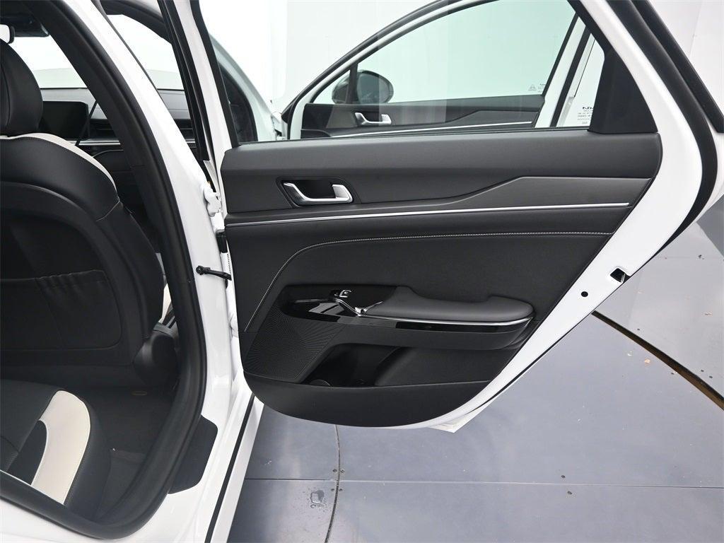 new 2026 Kia K5 car, priced at $32,284