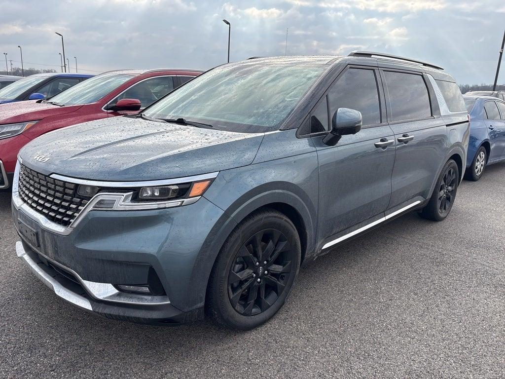 used 2022 Kia Carnival car, priced at $33,636