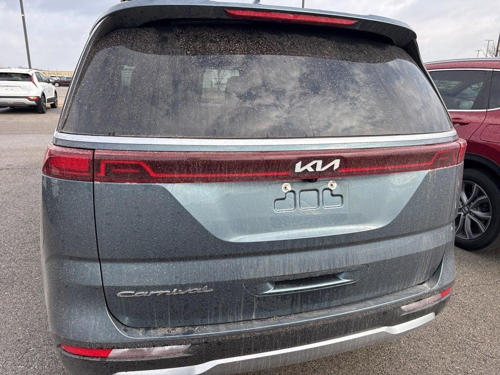 used 2022 Kia Carnival car, priced at $33,636