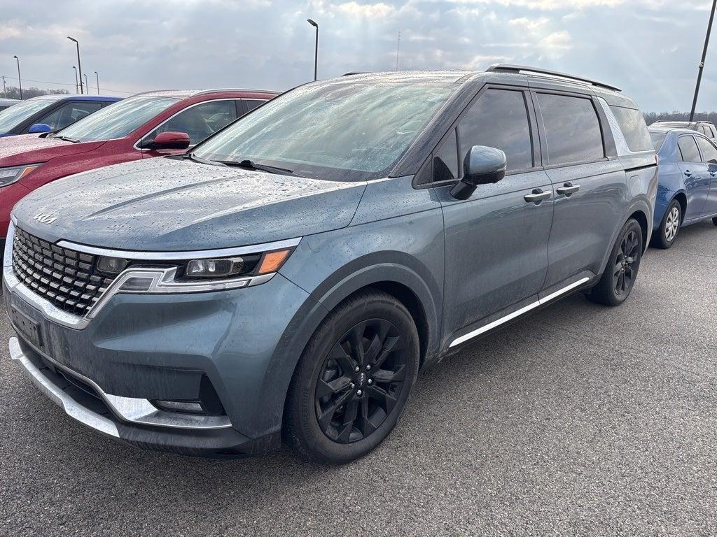 used 2022 Kia Carnival car, priced at $33,636