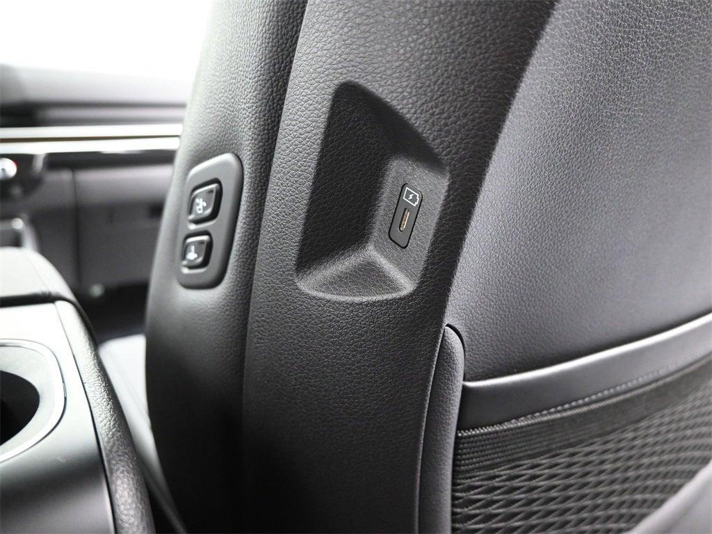 new 2026 Kia Carnival Hybrid car, priced at $54,578