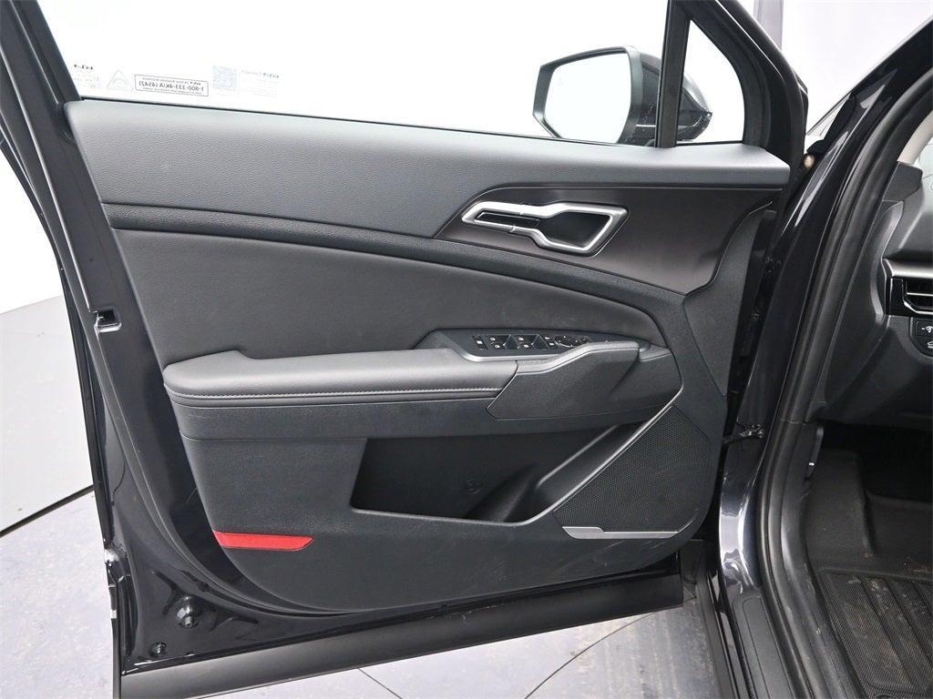 new 2026 Kia Sportage car, priced at $30,015