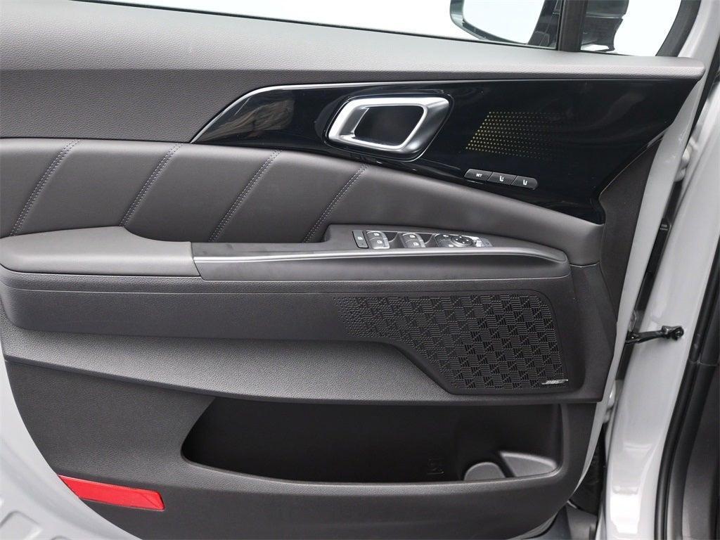 new 2026 Kia Carnival Hybrid car, priced at $52,136