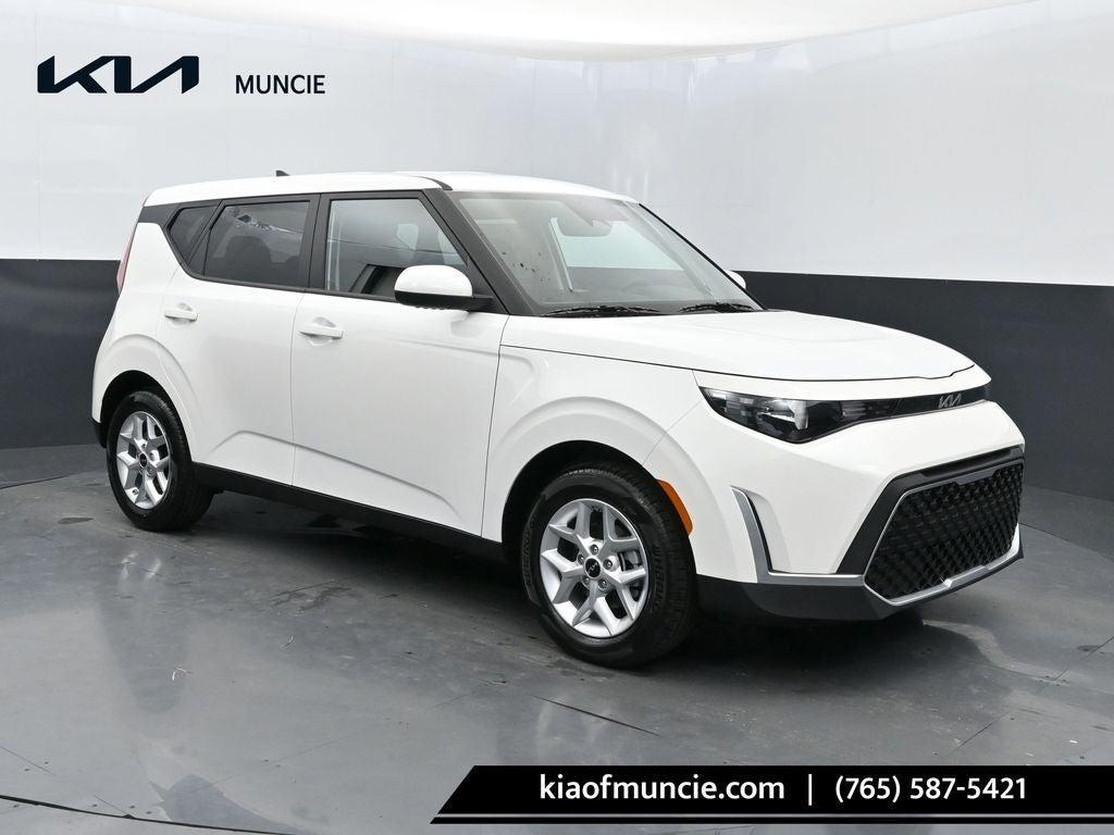 used 2025 Kia Soul car, priced at $22,745